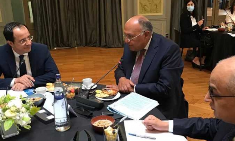 شكري يشارك فى إفطار عمل مع وزراء الخارجية الأوروبيين لمناقشة التعاون الثنائى