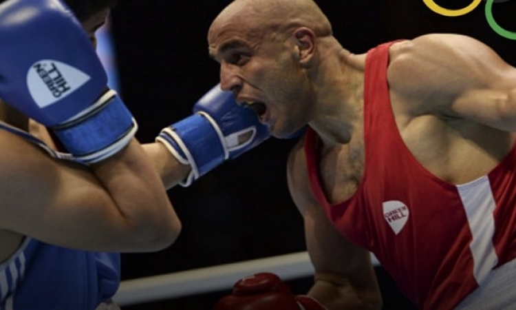 عبد الرحمن عرابي يخسر في الملاكمة من بطل بريطانيا