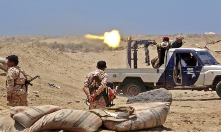 مقتل العشرات من الحوثيين في مواجهات مع القوات اليمنية في عدد من المحافظات