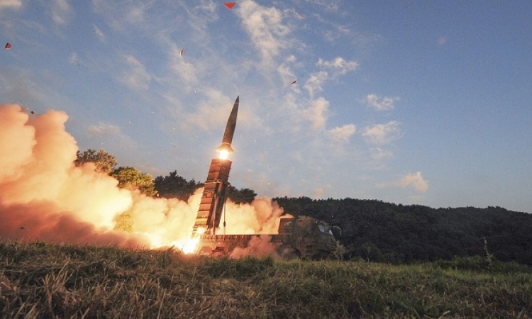 كوريا الجنوبية وأمريكا تطلقان 8 صواريخ رداً على تجارب بيونجيانج الصاروخية