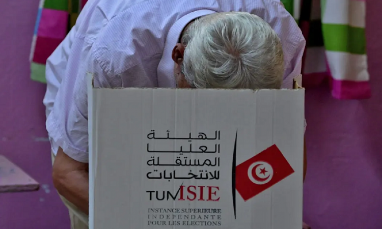 انطلاق الاستفتاء على دستور تونس الجديد .. وقيس سعيد : التصويت يمثل إرادة الشعب
