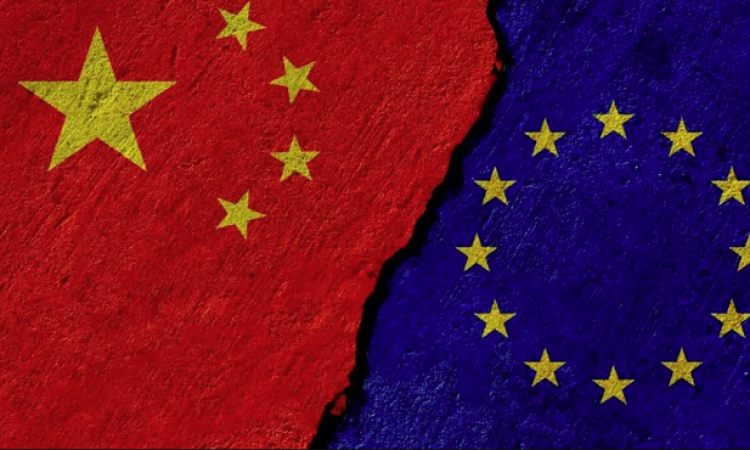 كيف يضع التوتر بين الصين وتايوان أوروبا في موقف محرج ؟