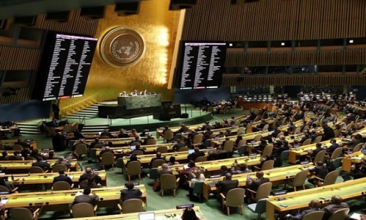 الأمم المتحدة تقر بالأغلبية طلب فلسطين بفتوى قانونية من “العدل الدولية” حول الاحتلال الاسرائيلى
