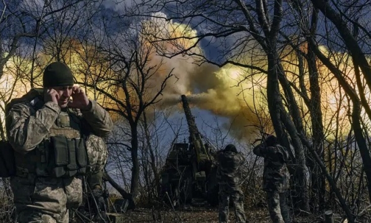 المدفعية الروسية تقضي على قوة أوكرانيا على محور دونيتسك والقوات الجوية تضرب 3 نقاط انتشار أوكرانية على محور كراسني ليمان